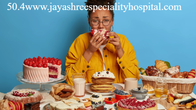 Waspada Makan Berlebihan saat Liburan